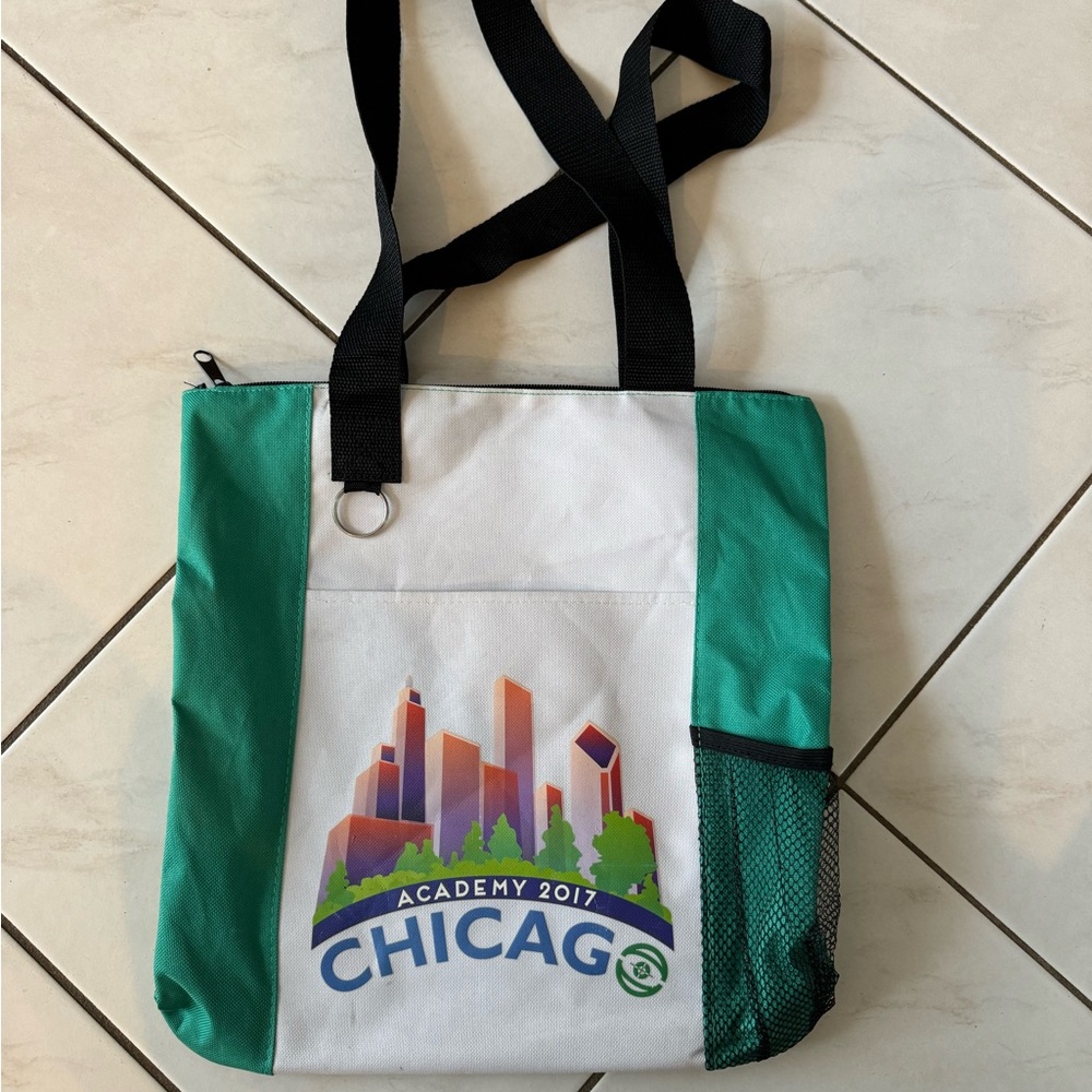Essilor Chicago Academy 2017 Tote Bag